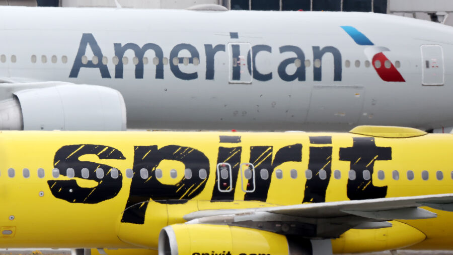 Russian Airspace Closure Slows Foreign Flights to From China