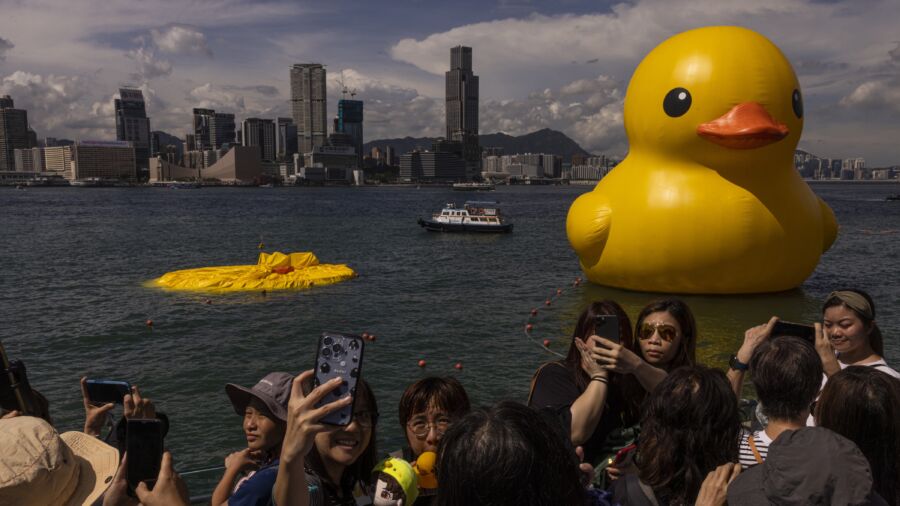 One of 2 Giant Ducks in Hong Kong’s Victoria Harbor Deflates