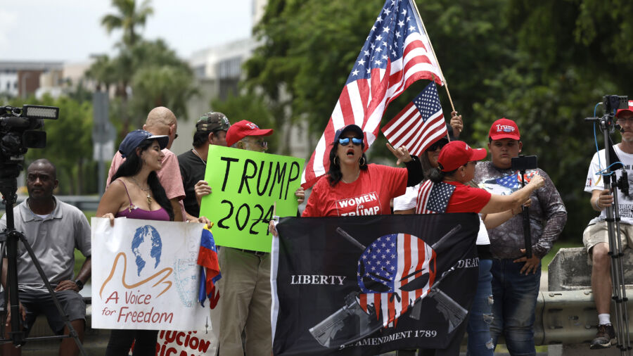 Supporters Insist Trump Did Nothing Wrong as Former President Set to Appear in Court