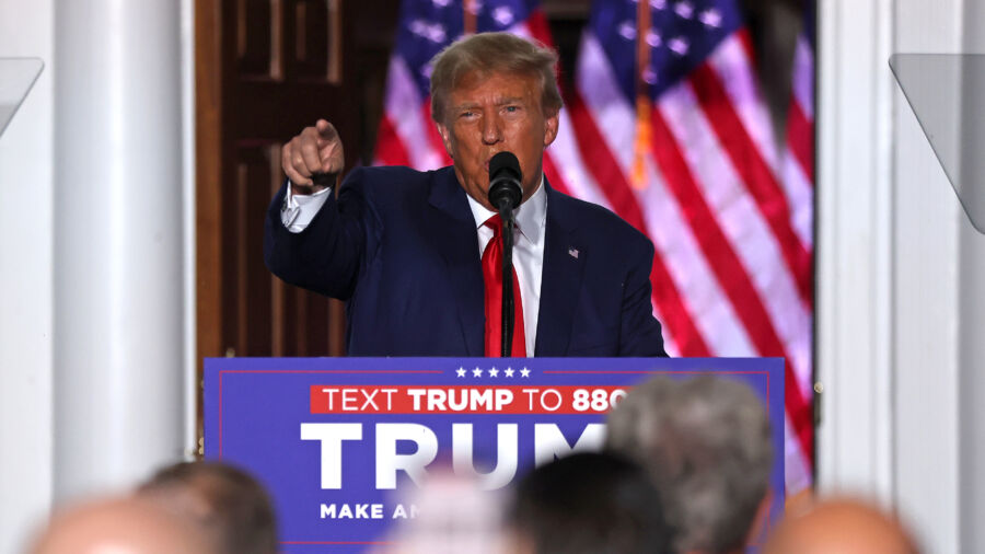 'Most Presidents Have Taken Their Papers With Them': Expert on Trump's Indictment