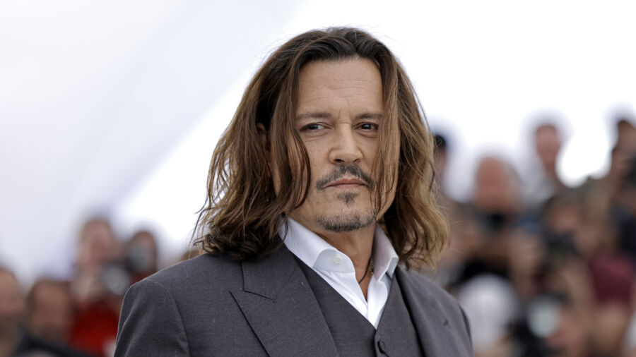 Johnny Depp to Donate $1 Million Amber Heard Settlement to Charity