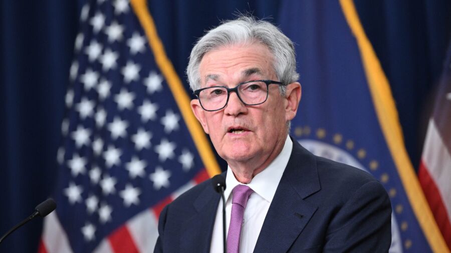 Federal Reserve Keeps Interest Rates Unchanged, Leaves Door Open to More Rate Hikes