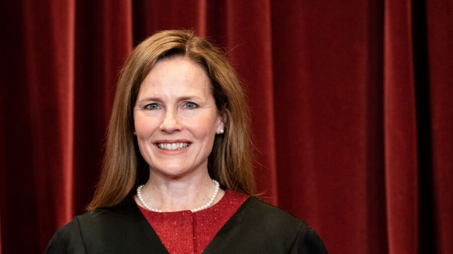 Ban on Encouraging Illegal Immigration Not Unconstitutional: Supreme Court