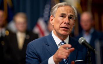Texas Governor Says He Will Defy Federal Agency’s Request to Remove Floating Barriers