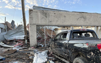 Destruction in Texas Panhandle: Storm Blamed for 3 Deaths There Wrecked Mobile Homes and Main Street