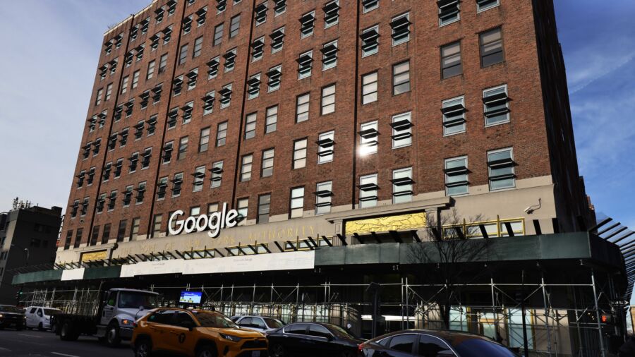 3 Hurt When Google Critic Crashes Car Into Building Near Company’s NYC Headquarters, Police Say