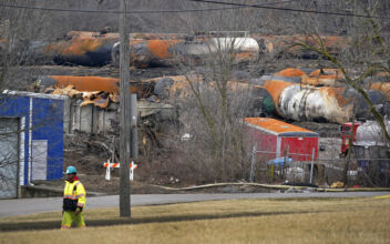 Norfolk Southern Agrees to Pay $600 Million in East Palestine Train Derailment Settlement