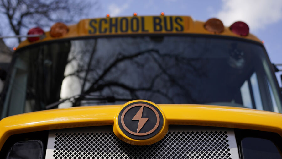 E-Bus Funding Needs More Research, Education Before Further Rollouts: Analyst