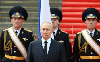 Wagner Chief Prigozhin Starts Exile in Belarus, Putin Praises Russian Troops