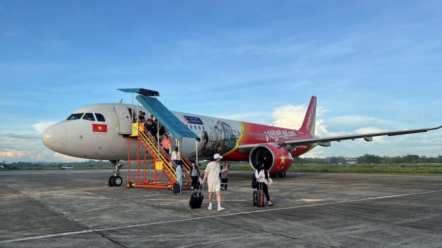 Vietjet Plane With 214 People Aboard Lands Safely in Philippines After Technical Problem