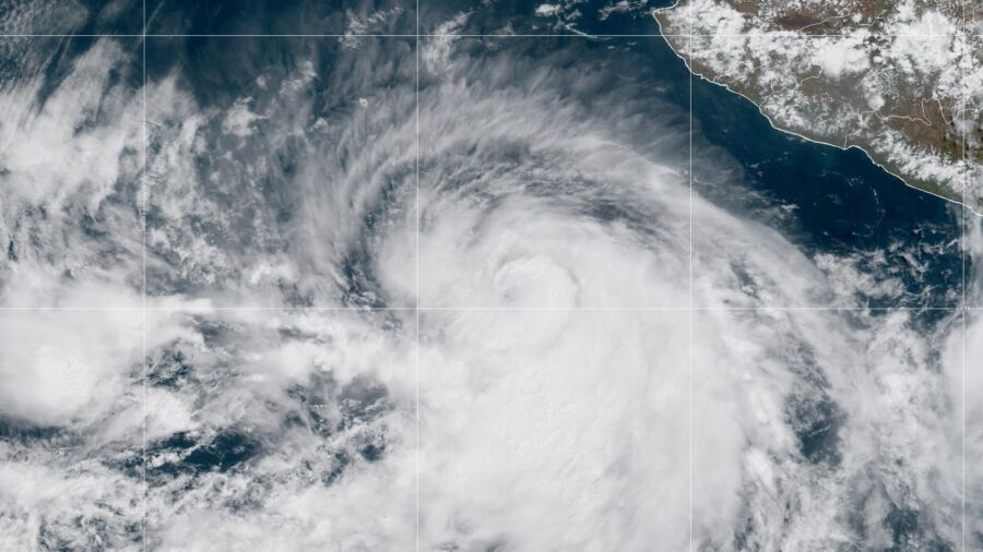 Adrian Strengthens Into Hurricane Off Mexico’s Western Coast, First of Eastern Pacific Season