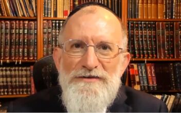 Religion, Parental Rights Increasingly Under Attack, Says Rabbi