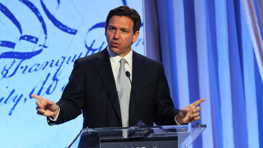 Florida Gov. DeSantis Speaks at Moms for Liberty National Summit