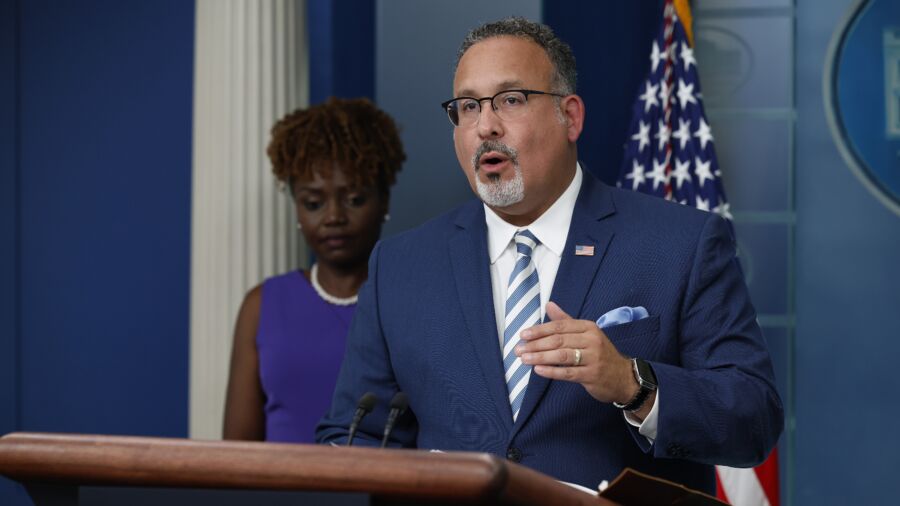 White House Holds Press Briefing After Supreme Court Rulings