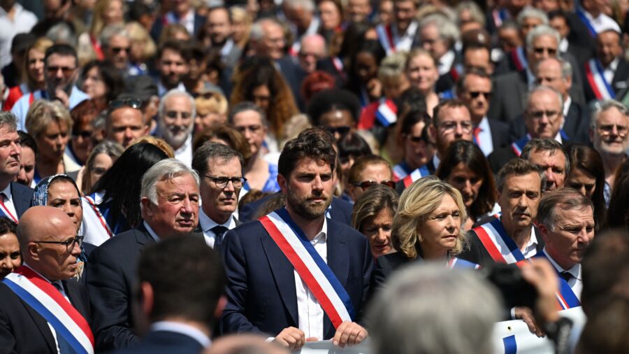 People Gather in Support of Elected Officials After Attack on Paris Suburb Mayor’s Home