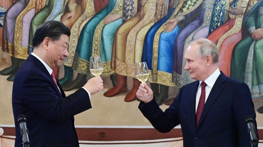 Putin Slated to Meet Xi in Virtual Meeting