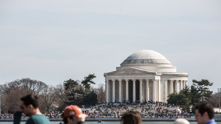 Tourists Honor Thomas Jefferson's Legacy