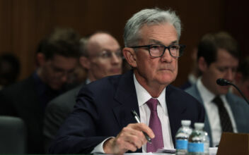 Federal Reserve Expects More Rate Hikes Ahead Amid ‘Upside Risks’ to Inflation: FOMC Minutes