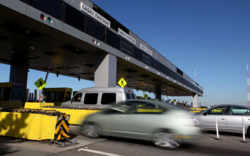 California Lawmakers Introduce Bill to Increase Bridge Tolls to Fund Public Transit