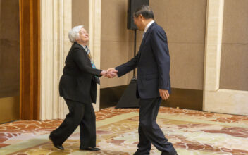 Backlash Over Yellen’s Bows to CCP Official in Beijing