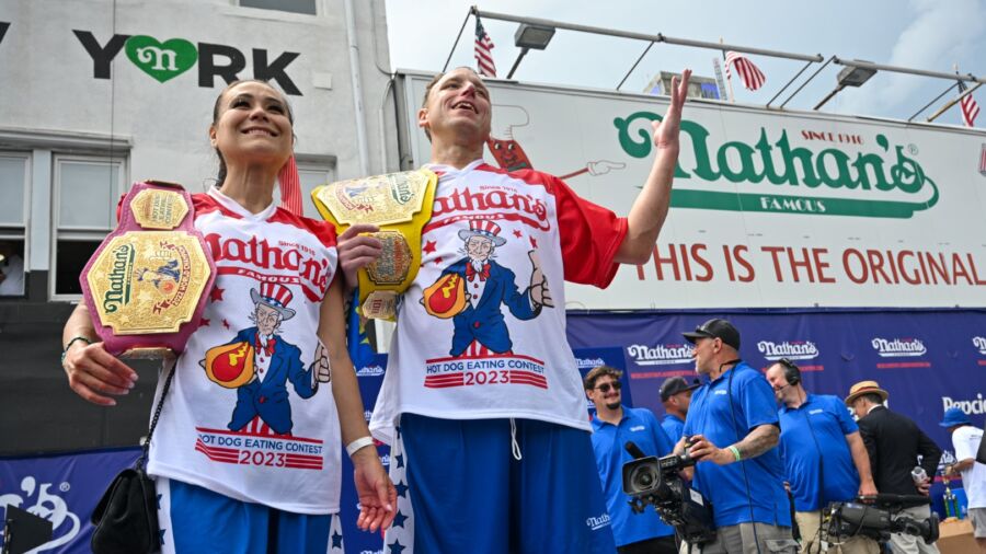 How Eating Contests Take a Toll on the Body