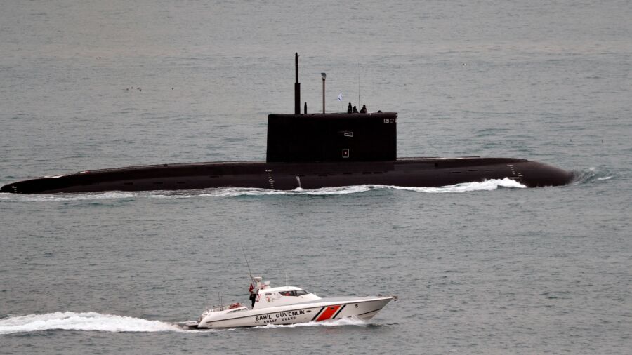Russian Ex-submarine Officer on Ukraine Blacklist Gunned Down on Morning Run