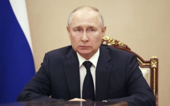 Kremlin Says Putin Trip to China Is ‘on the Agenda’