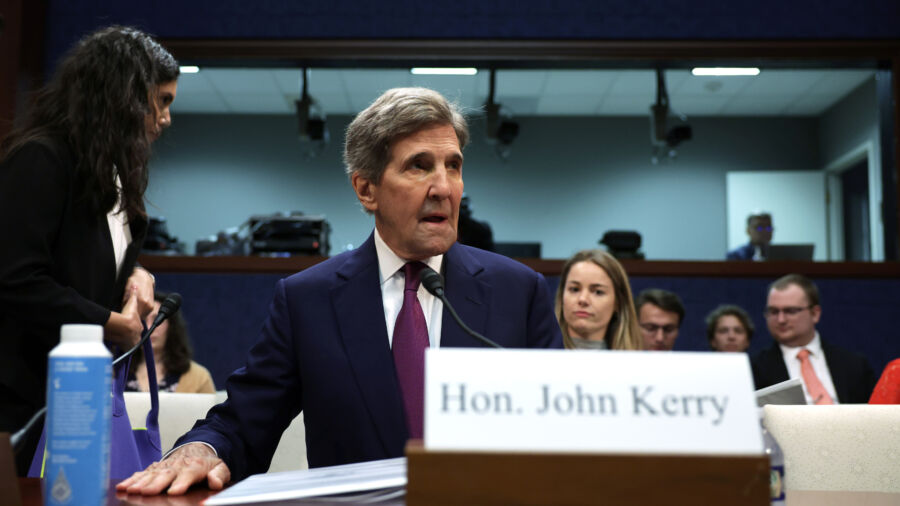 John Kerry Testifies on Climate, China Visit