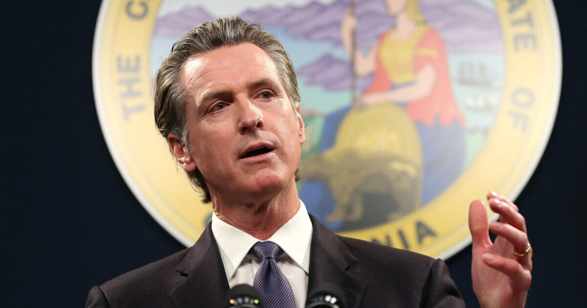 Newsom to Select an ‘Interim Appointment’ to Replace Feinstein If Her