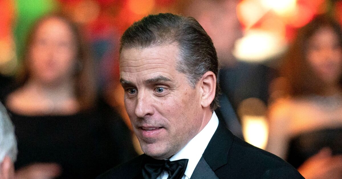 Prosecutors to Seek Hunter Biden Indictment for Felony Gun Crime | NTD