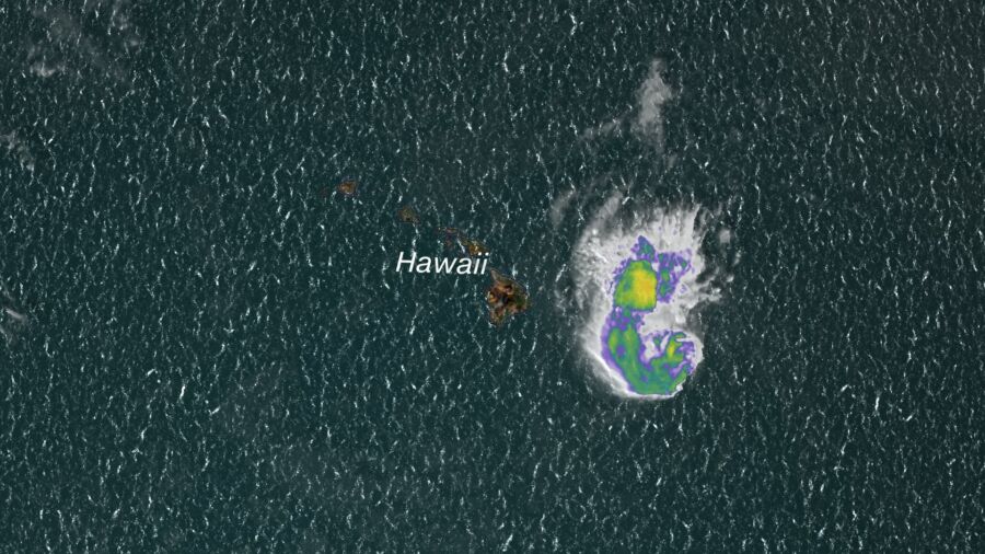 Tropical Storm Calvin Passes Over Hawaii, Leaving Minor Flooding in Its Wake