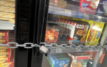 SF Walgreens Store Suffers 20 Thefts a Day, Chains Up Freezer Section