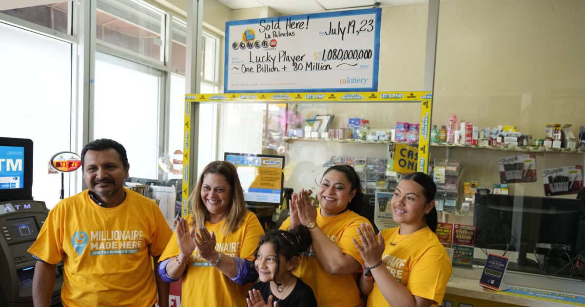 Tiny Downtown LA Store Near Skid Row Sells Winning Powerball Jackpot