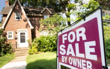 Bankrate: More Millennials Buying Homes Alone, With Friends