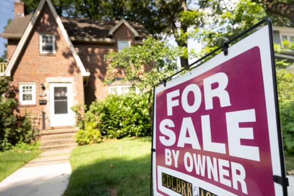 Bankrate: More Millennials Buying Homes Alone, With Friends