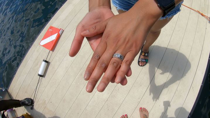 Scuba Diver Retrieves Woman’s Lost $9,500 Wedding Ring From Bottom of Lake