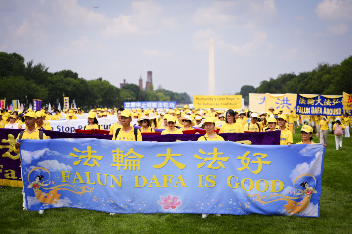 Falun Gong practitioners