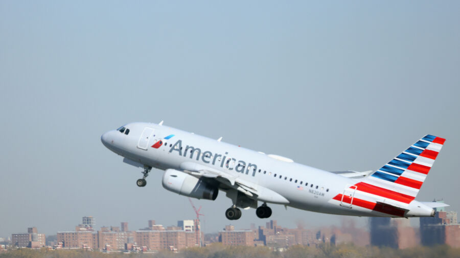 American Airlines Boosts Pilot Contract Offer by $1 Billion