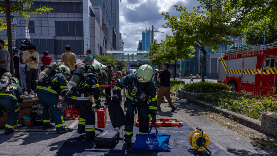 Taiwan Holds Air Raid Attack Evacuation Drill