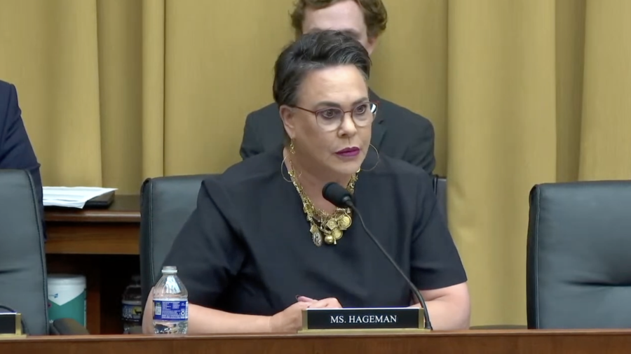 Lawmaker Wants Parents to Have More Say in TV Ratings