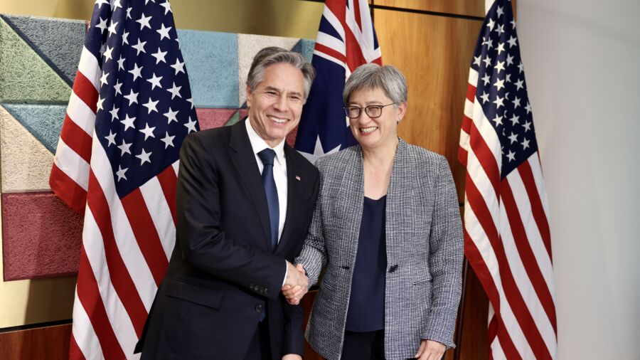 US, Australia Defense Chiefs Meet for Talks on Countering China’s ‘Bullying’