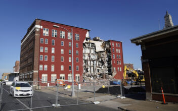 Iowa Agency Finds Deaths of 3 Men in Building Collapse Were Accidental