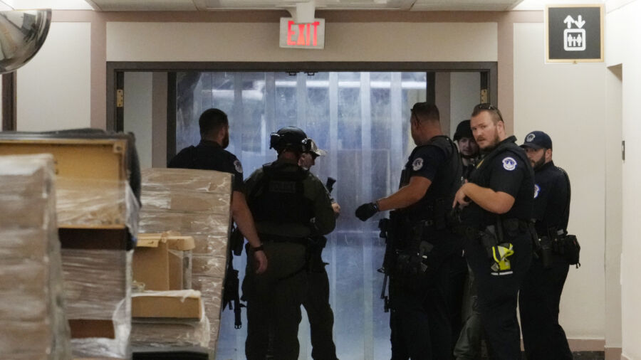 Capitol Hill Police Give Update on Reports of Active Shooter