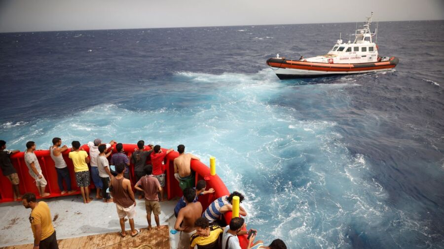 Italy's Approach to Illegal Immigration Working: Analyst