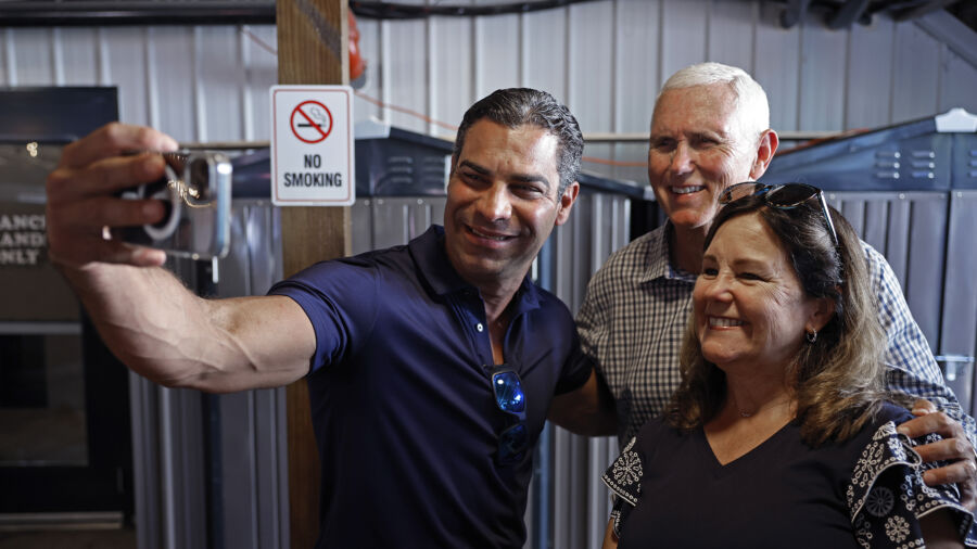 GOP Candidates Flock to Iowa State Fair