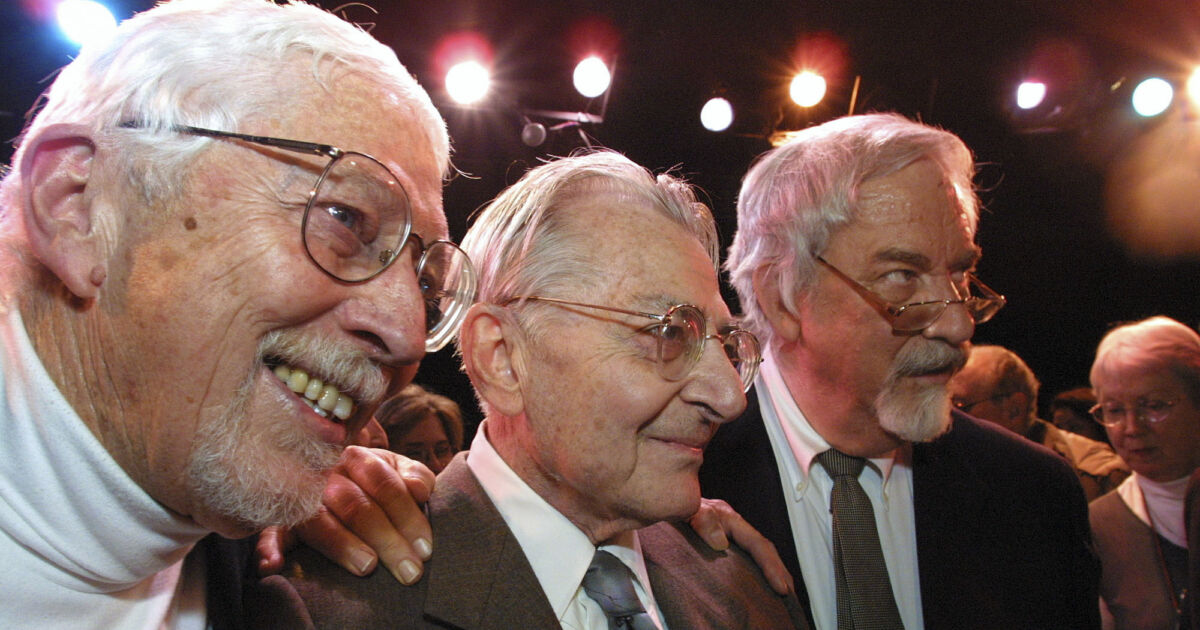 Tom Jones, Creator of the LongestRunning Musical ‘The Fantasticks