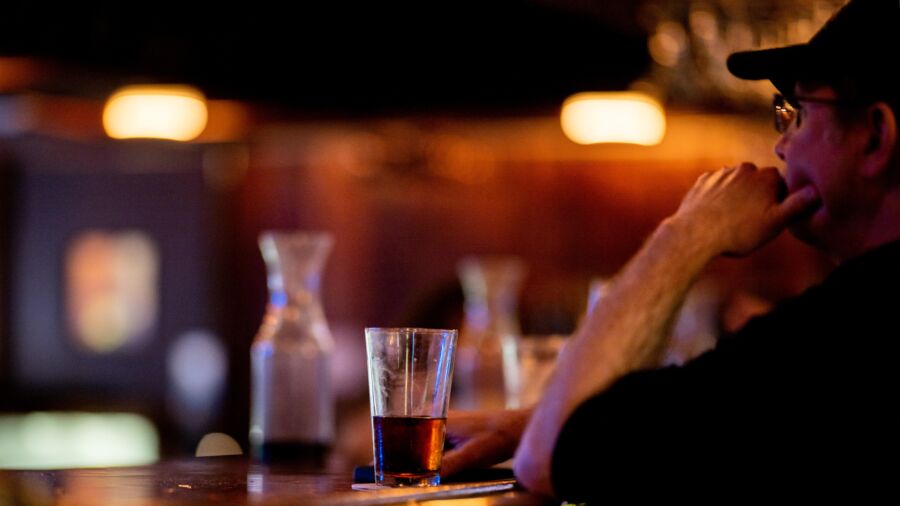 Just How Much Alcohol Is Healthy For You? A Cardiologist Speaks