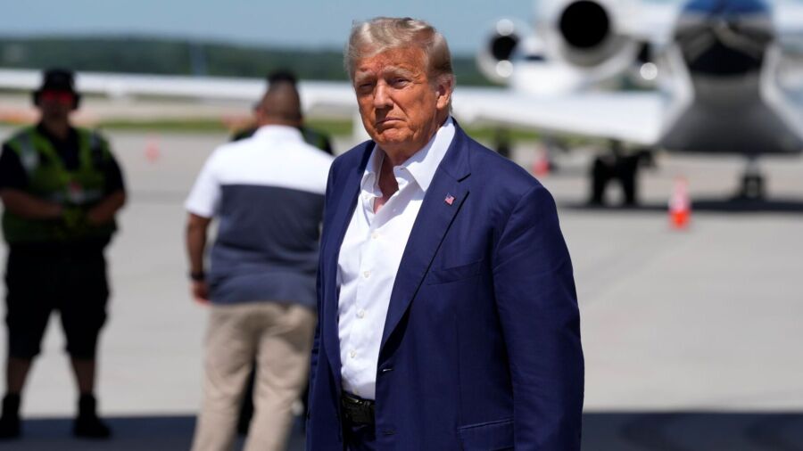 Trump and 18 Co-defendants Will Be Booked at Fulton County Jail: Sheriff