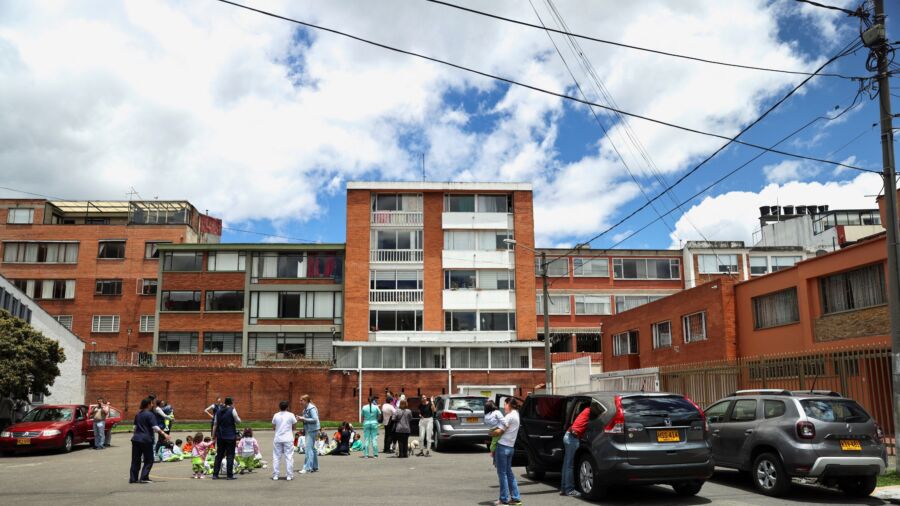 Magnitude 6.3 Quake Shakes Colombian Capital, One Dead