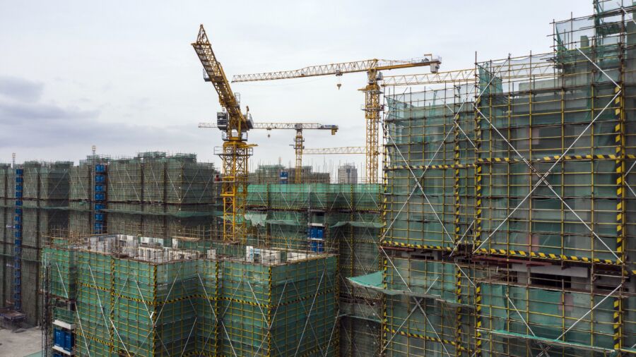 Chinese Developer Country Garden Facing Debt Crisis